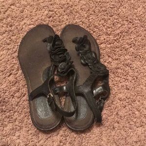 Women’s size 9 black sandals